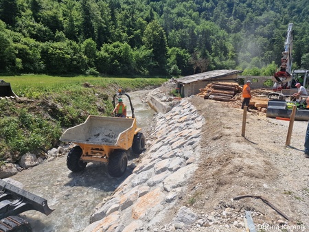 Sanacijska obnova vodotokov in hudournikov po poplavah (3)
